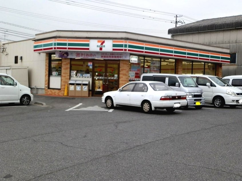セブンイレブン 岡山平野店(コンビニ)まで627m 山陽本線（中国）/庭瀬駅 徒歩20分 2階 築18年