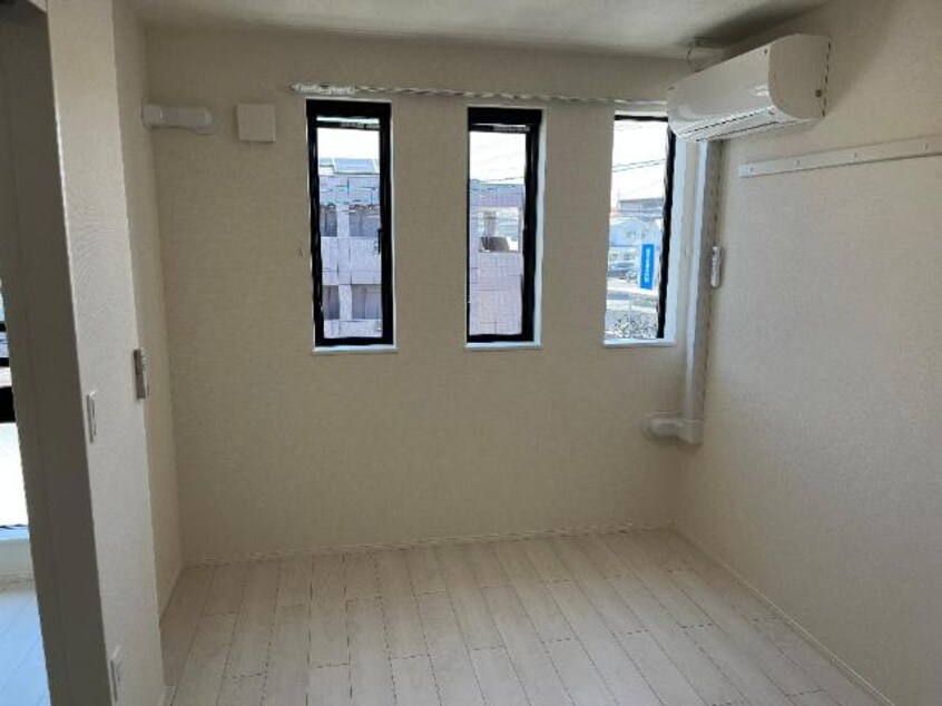 洋室 山陽本線（中国）/倉敷駅 バス8分西中学校前下車:停歩5分 2階 築2年