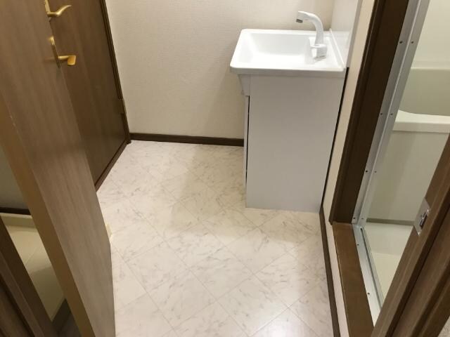 洗面所 山陽本線（中国）/倉敷駅 徒歩14分 3階 築30年