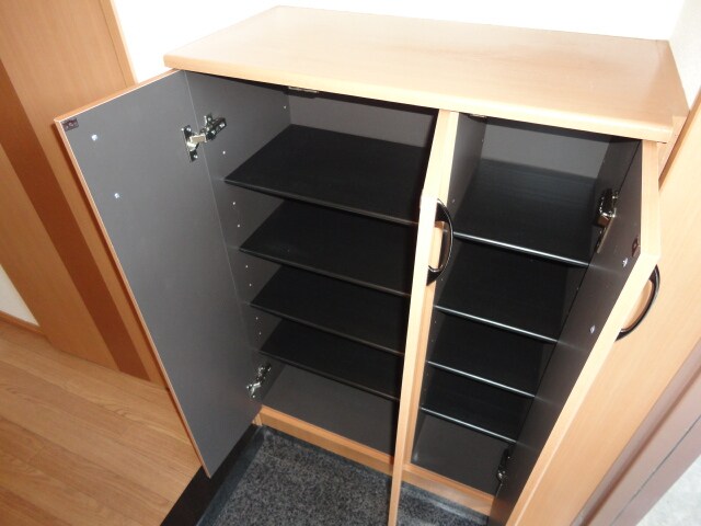 下足箱 山陽本線（中国）/倉敷駅 バス15分南高入口下車:停歩3分 1階 築20年