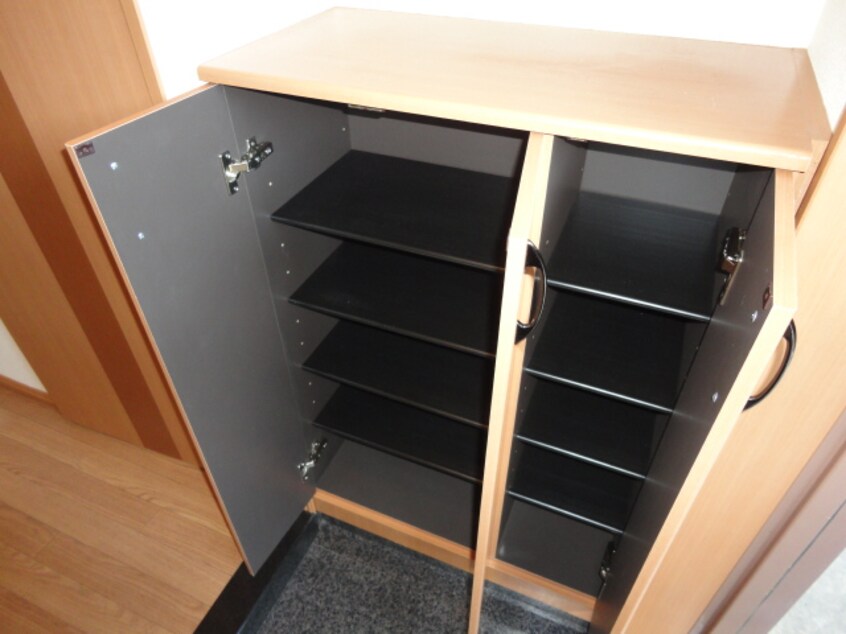 下足箱 山陽本線（中国）/倉敷駅 バス15分南高入口下車:停歩3分 1階 築20年