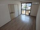 西中新田　フォンテーヌB　2LDK　居間・リビング フォンティーヌＢ