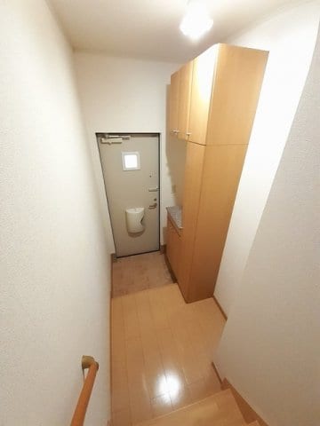  山陽本線（中国）/新倉敷駅 バス11分東小高地下車:停歩2分 2階 築17年