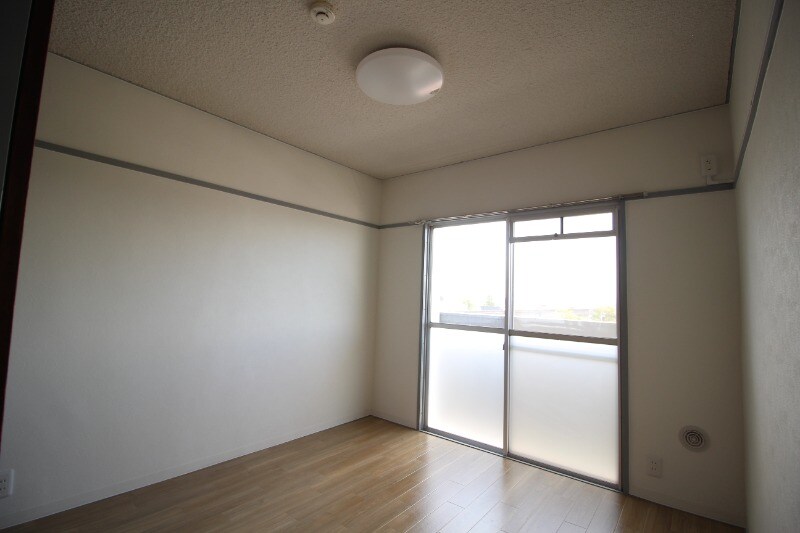  水島臨海鉄道水島本線/弥生駅 徒歩7分 3階 築51年