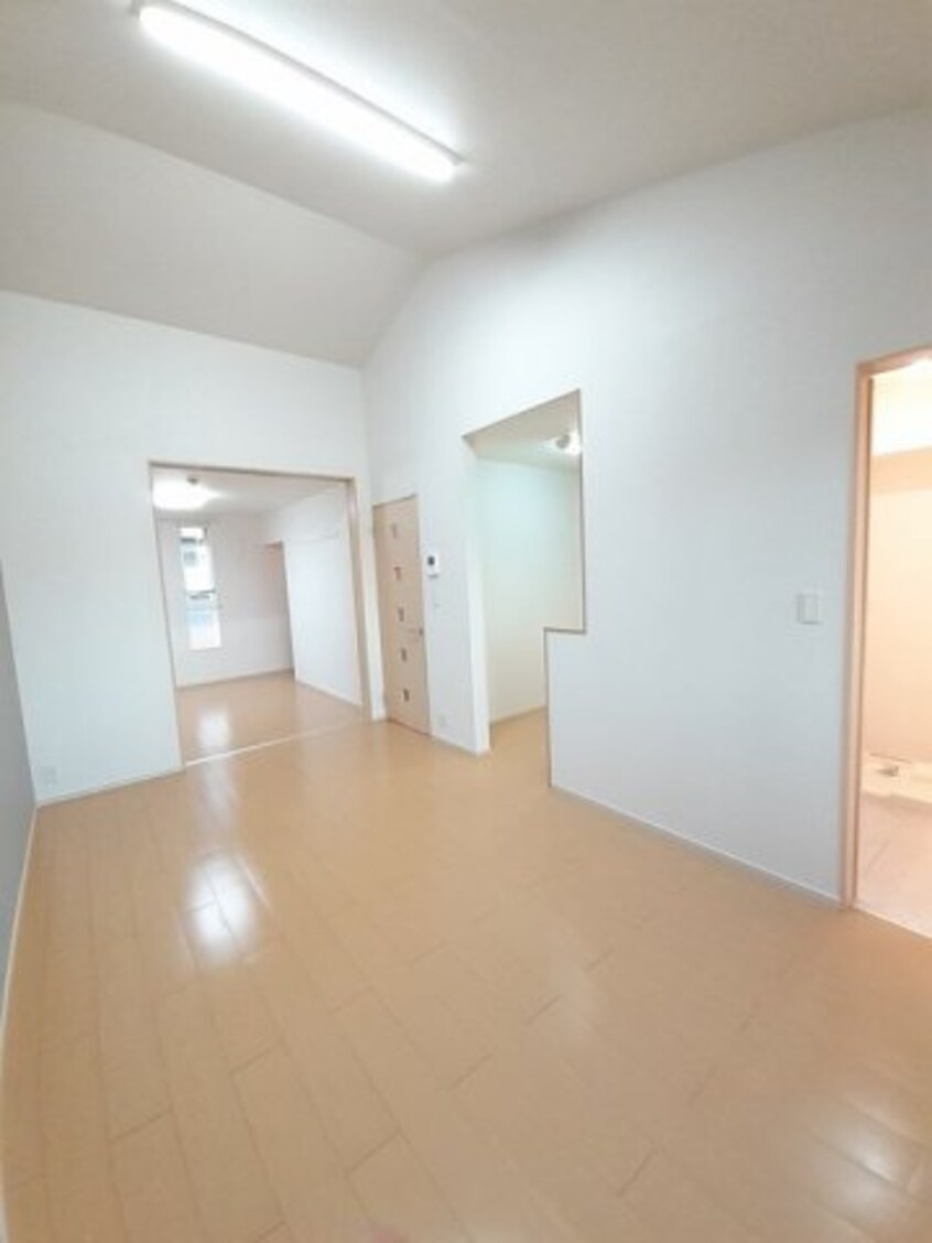  山陽本線（中国）/西阿知駅 徒歩15分 2階 築13年