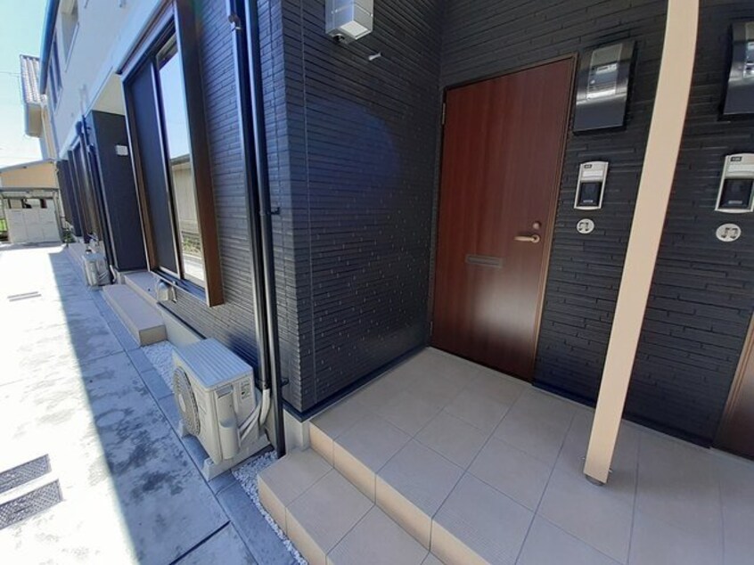  山陽本線（中国）/新倉敷駅 バス11分堀貫下車:停歩5分 2階 築4年