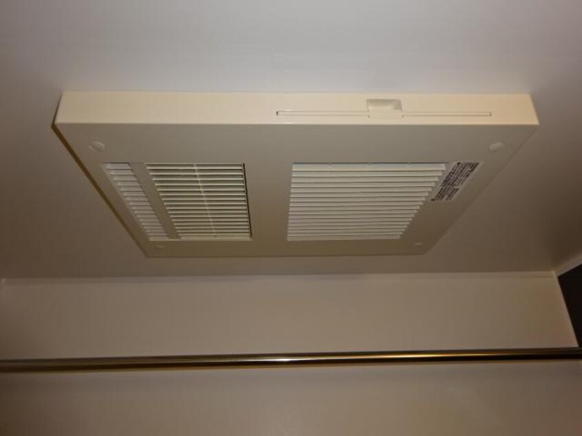 浴室換気乾燥機 山陽本線（中国）/倉敷駅 徒歩53分 2階 築7年