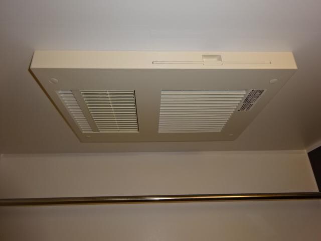 浴室換気乾燥機 山陽本線（中国）/倉敷駅 徒歩53分 2階 築7年