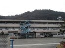 倉敷市立連島北小学校(小学校)まで1433m 山陽本線（中国）/西阿知駅 徒歩26分 1階 築29年