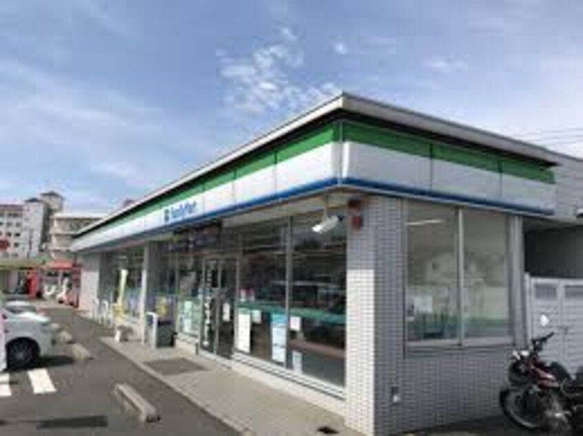 ファミリーマート 倉敷中島松之内店 1439m 水島臨海鉄道水島本線/球場前駅 徒歩12分 2階 築24年