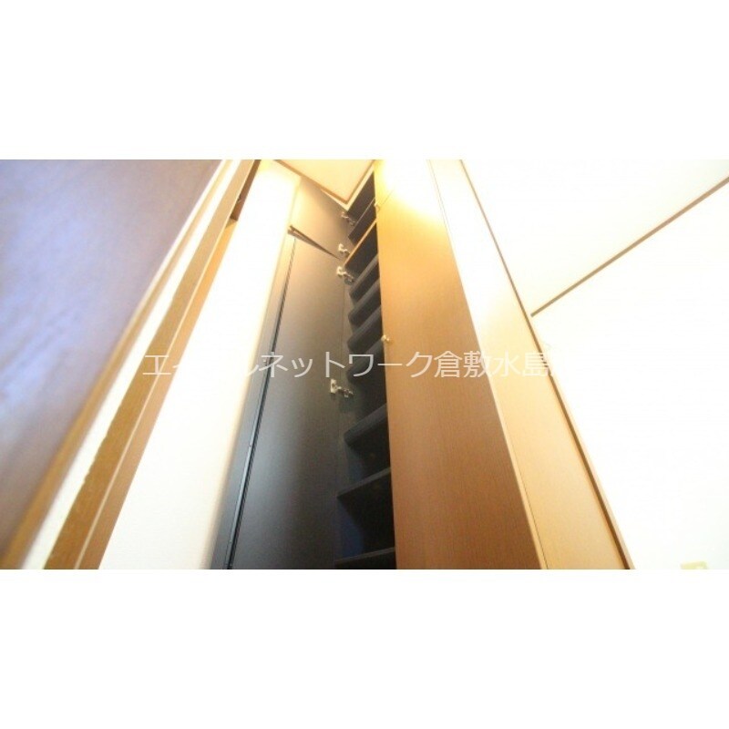 下駄箱 水島臨海鉄道水島本線/浦田駅 徒歩23分 1階 築24年