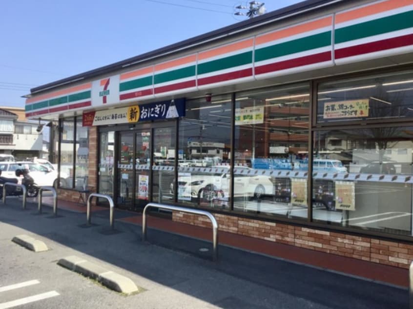 セブンイレブン 倉敷黒崎店(コンビニ)まで896m 山陽本線（中国）/中庄駅 徒歩35分 1階 築20年