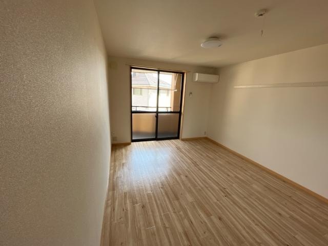 洋室 山陽本線（中国）/鴨方駅 バス10分鴨方クリニック前下車:停歩2分 2階 築16年