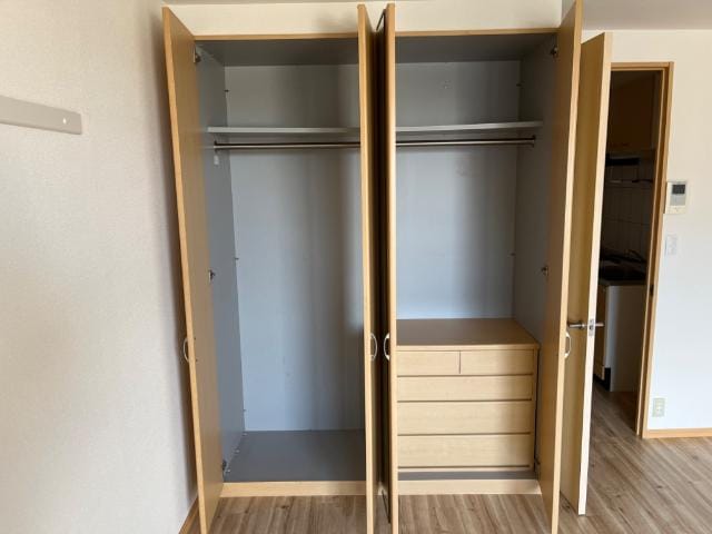 クローゼット 山陽本線（中国）/鴨方駅 バス10分鴨方クリニック前下車:停歩2分 2階 築16年