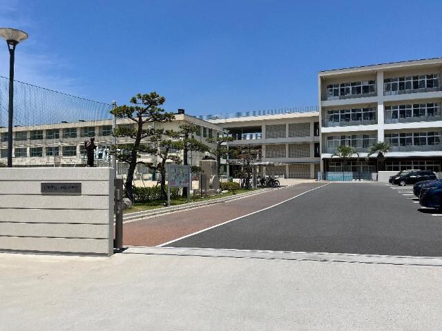 倉敷市立西阿知小学校まで1,322ｍ 山陽本線（中国）/西阿知駅 徒歩18分 2階 築24年