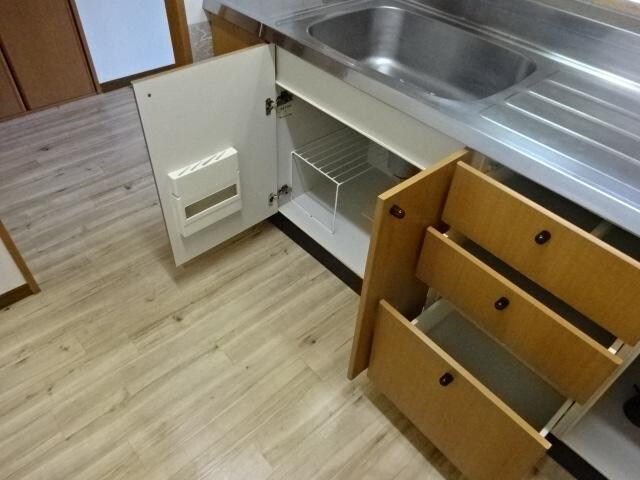 キッチン 山陽本線（中国）/西阿知駅 徒歩18分 2階 築24年