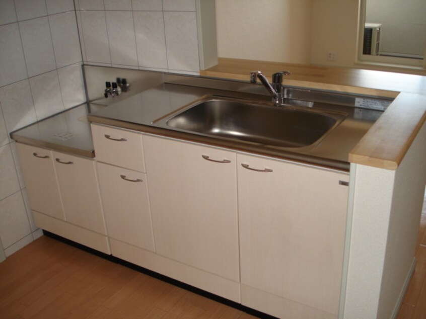 キッチン 山陽新幹線（中国・九州）/新倉敷駅 バス22分東小高地下車:停歩5分 2階 築17年