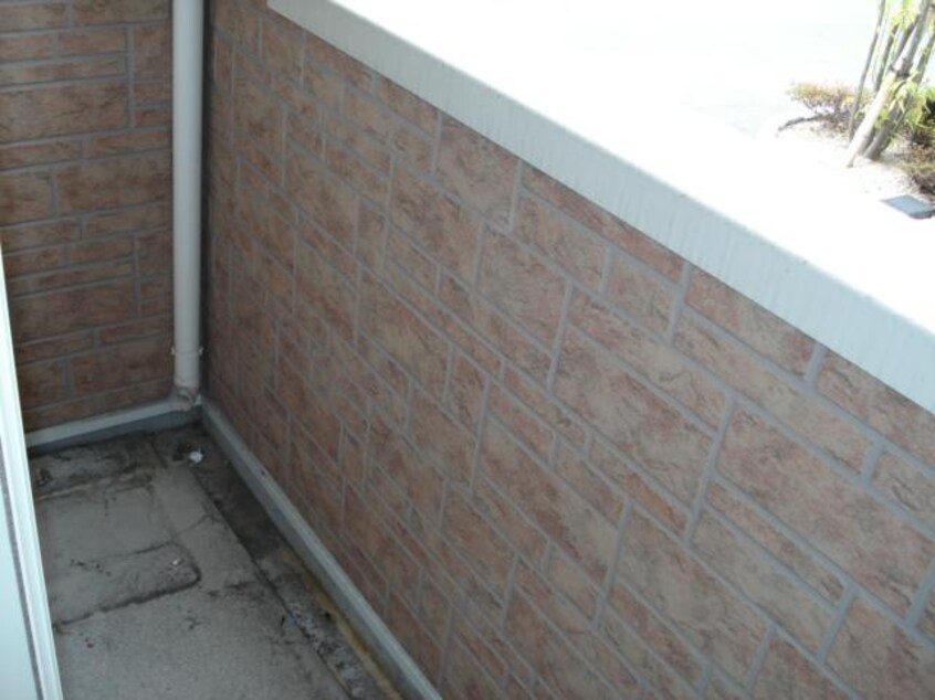 ベランダ 山陽新幹線（中国・九州）/新倉敷駅 バス22分東小高地下車:停歩5分 2階 築17年