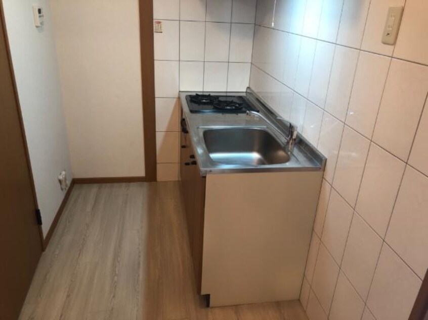 キッチン 山陽本線（中国）/倉敷駅 徒歩18分 1階 築21年