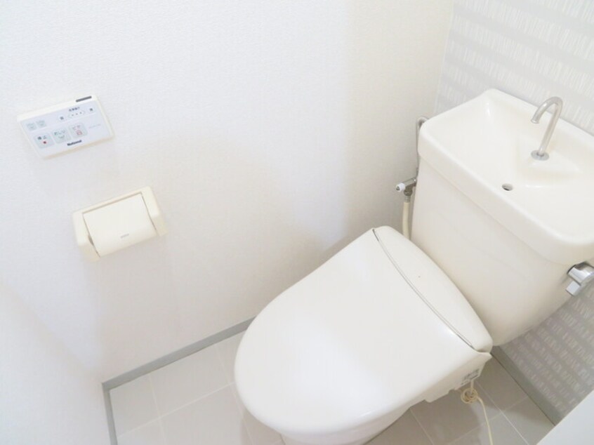  山陽本線（中国）/新倉敷駅 徒歩22分 1階 築32年