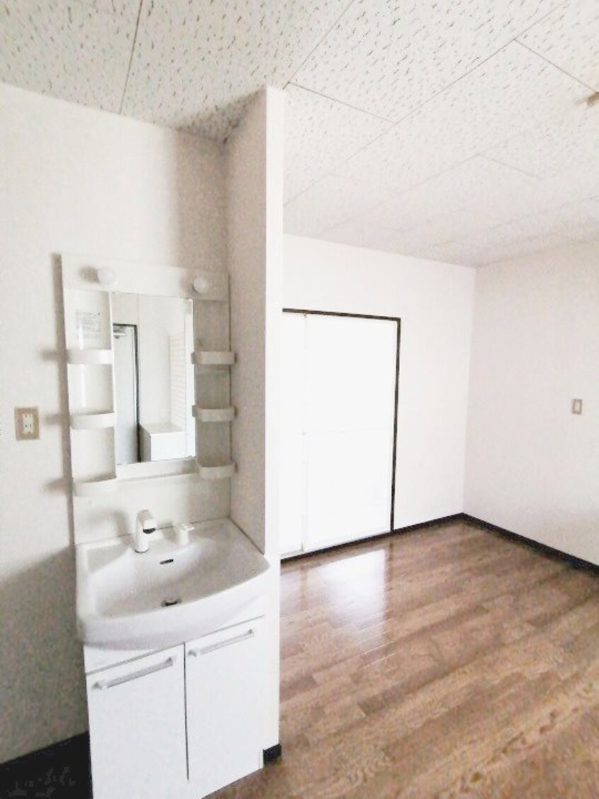  山陽本線（中国）/西阿知駅 徒歩17分 1階 築38年