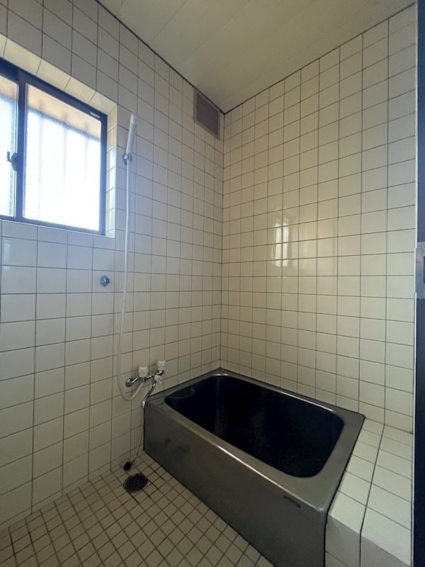  水島臨海鉄道水島本線/栄駅 徒歩14分 1-2階 築32年