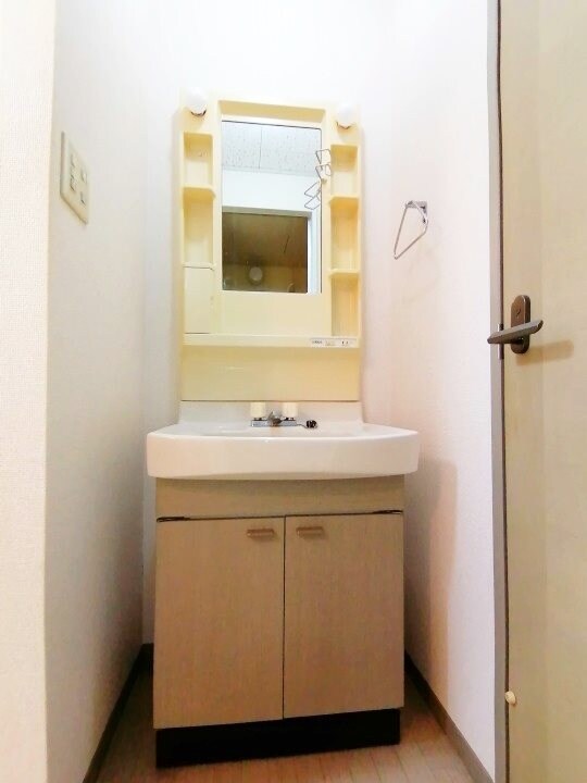  山陽本線（中国）/新倉敷駅 徒歩42分 1階 築30年