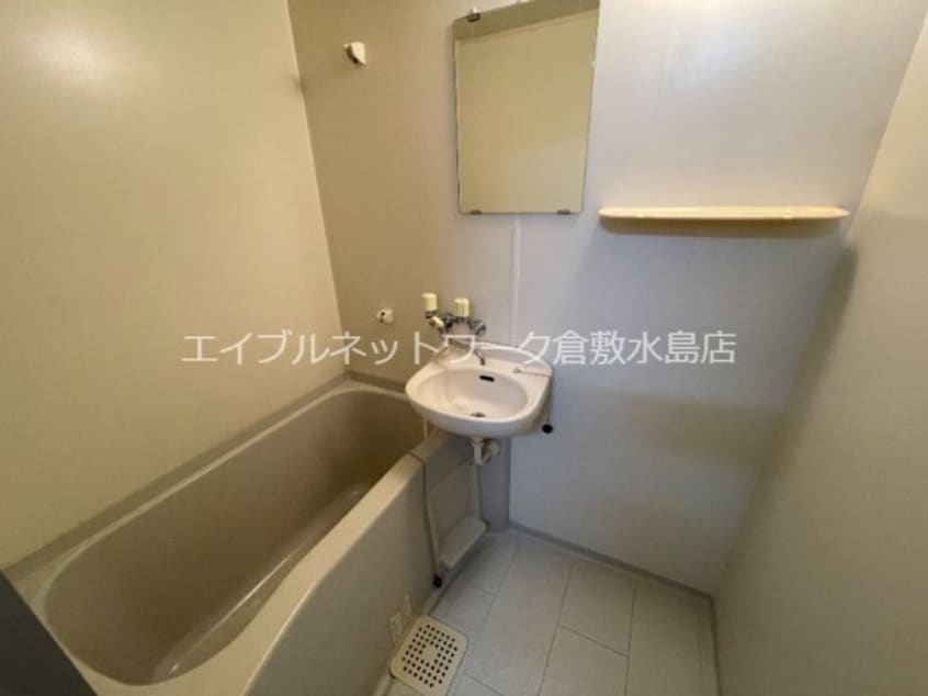  山陽本線（中国）/新倉敷駅 徒歩42分 3階 築29年