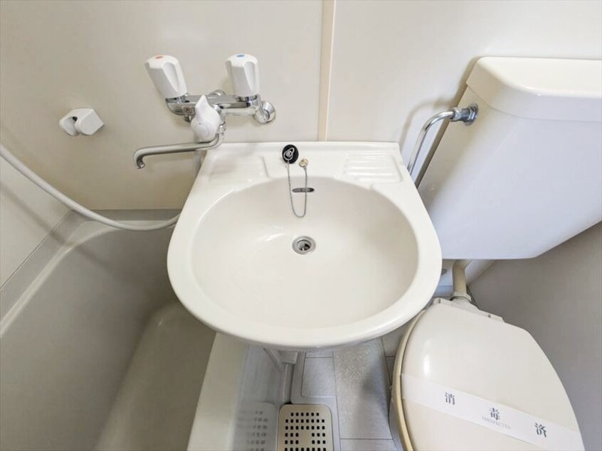  水島臨海鉄道水島本線/三菱自工前駅 徒歩31分 2階 築33年