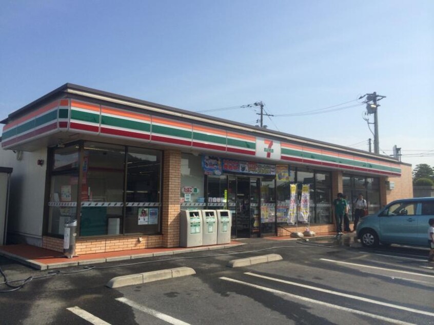 セブンイレブン 浅口六条院中店(コンビニ)まで1230m 山陽本線（中国）/鴨方駅 徒歩10分 1階 築1年