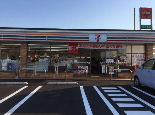 セブンイレブン倉敷玉島柏島店(コンビニ)まで938m 山陽本線（中国）/新倉敷駅 徒歩21分 1階 築11年