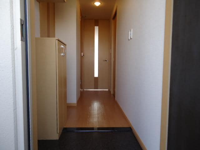 廊下（イメージ） 山陽本線（中国）/倉敷駅 バス13分小溝下車:停歩15分 2階 築18年