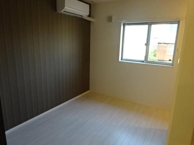 洋室（エアコン・照明付き） 山陽本線（中国）/倉敷駅 徒歩8分 2階 築8年