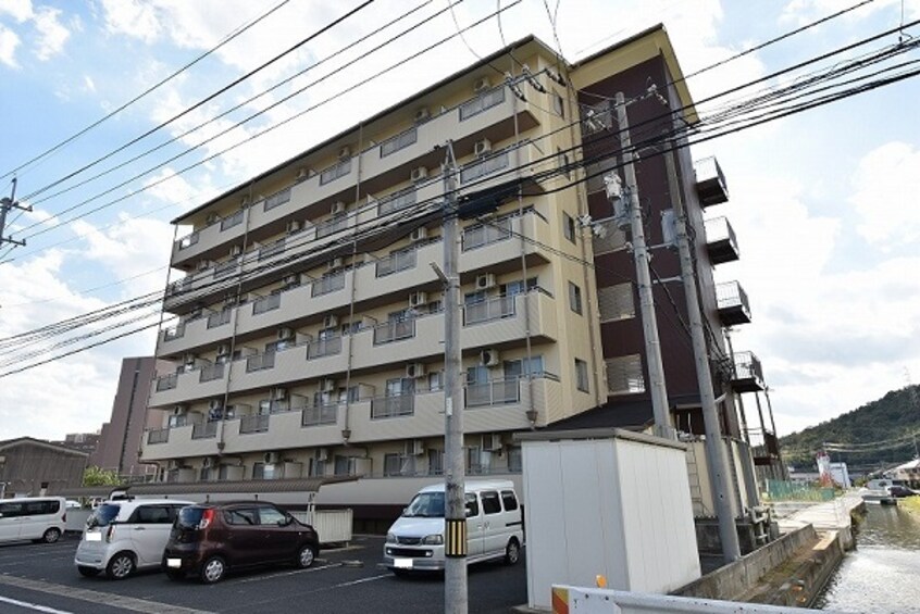  山陽本線（中国）/中庄駅 徒歩16分 4階 築23年