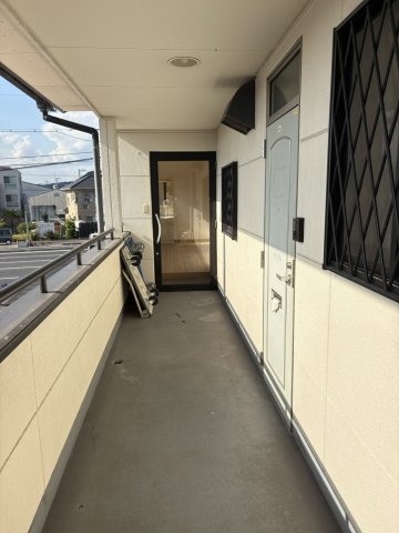  水島臨海鉄道水島本線/球場前駅 徒歩16分 2階 築27年