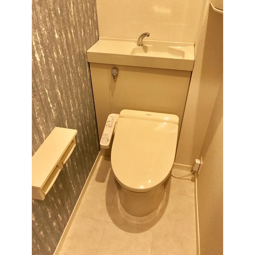  瀬戸大橋線/上の町駅 徒歩20分 1階 築6年