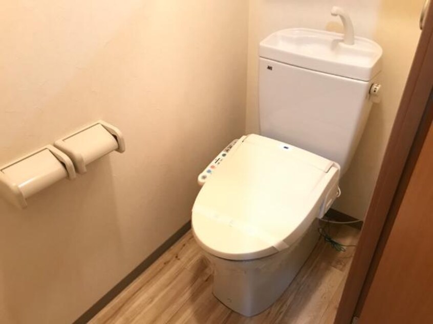 シャワー付トイレ 水島臨海鉄道水島本線/水島駅 徒歩19分 1階 築16年