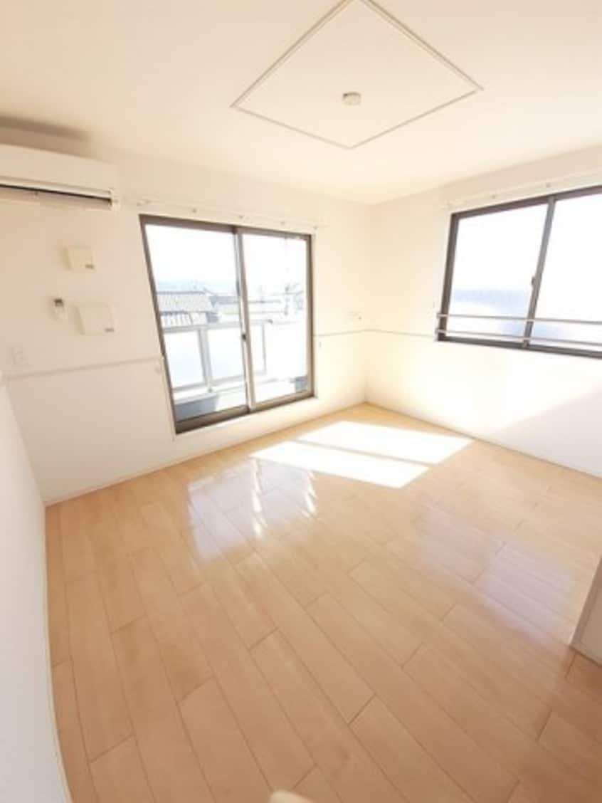  水島臨海鉄道水島本線/球場前駅 徒歩12分 2階 築8年