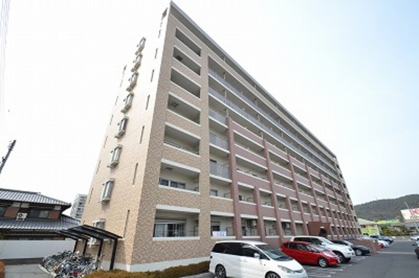 建物外観 山陽本線（中国）/中庄駅 徒歩5分 8階 築19年