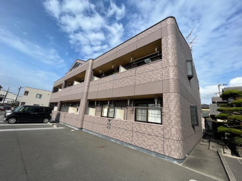 外観写真（昼） サンコート窪津