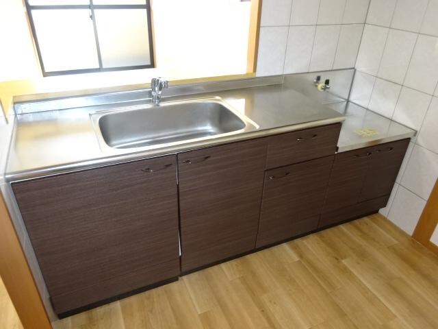 キッチン 山陽本線（中国）/倉敷駅 バス19分神社前下車:停歩4分 2階 築16年