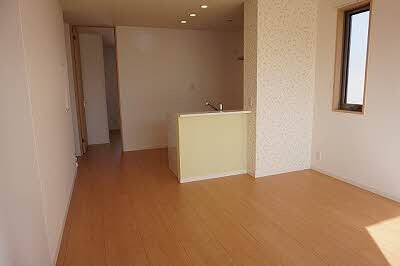  アムルーズ　Ａ棟