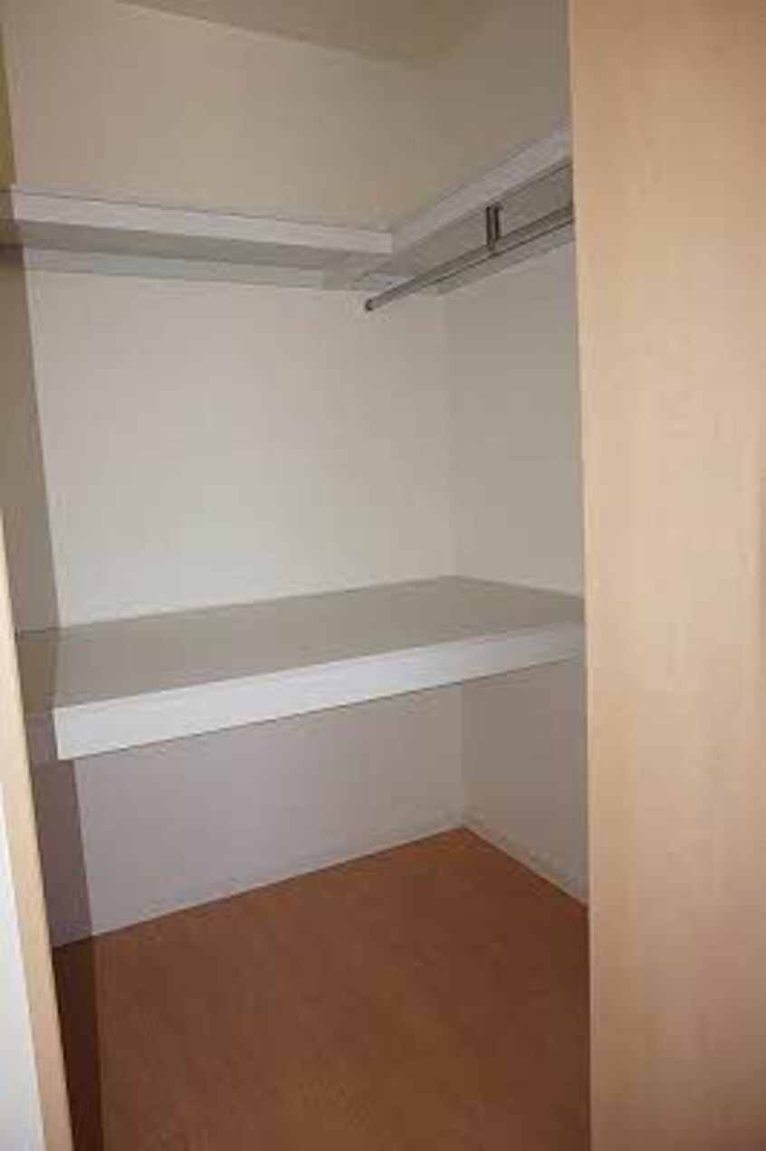  アムルーズ　Ａ棟