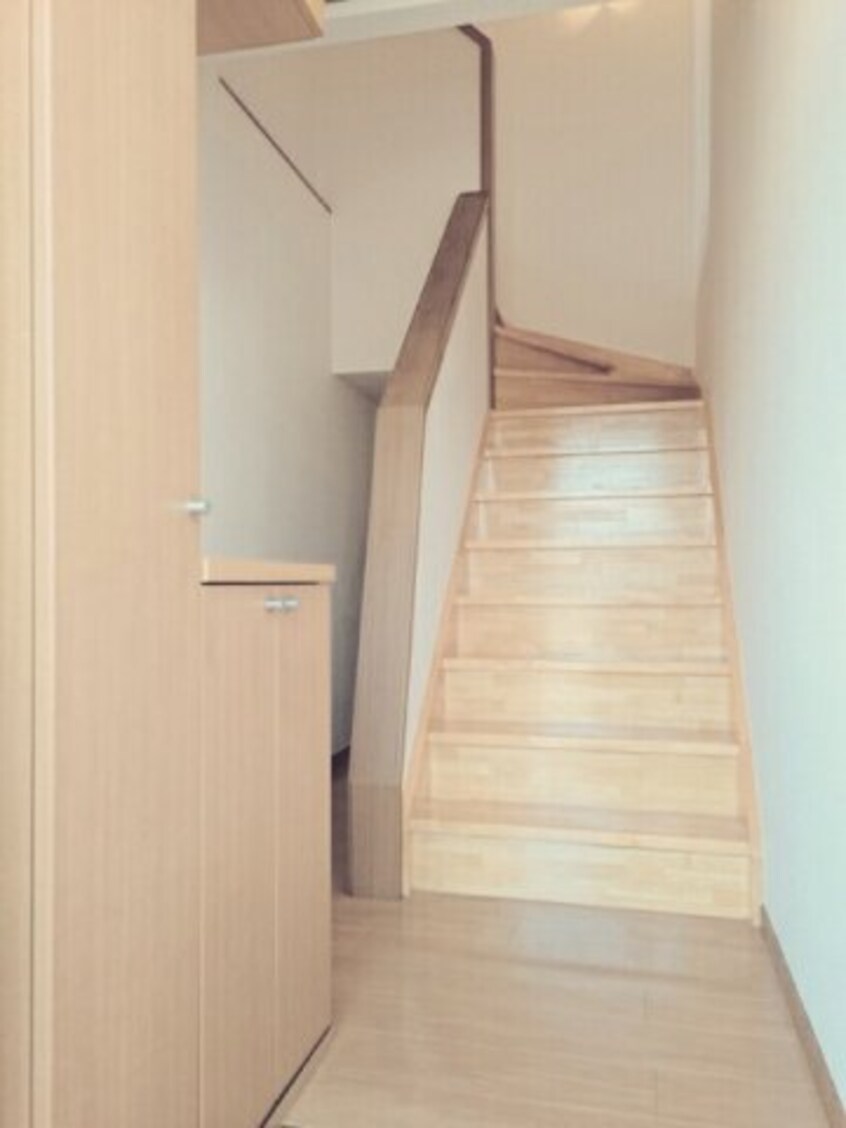  レーベン中畝　Ｄ