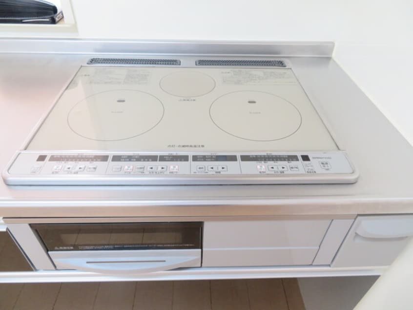  水島臨海鉄道水島本線/球場前駅 徒歩6分 3階 築11年