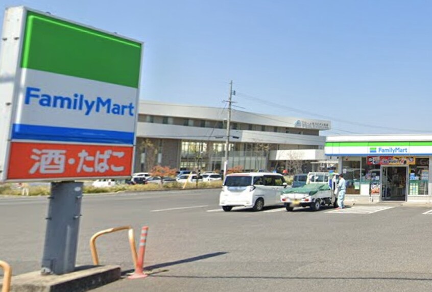 ファミリーマート 倉敷玉島店(コンビニ)まで647m 山陽本線（中国）/新倉敷駅 徒歩24分 2階 築26年