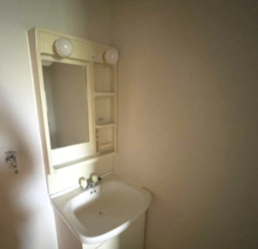  瀬戸大橋線/茶屋町駅 徒歩17分 2階 築29年