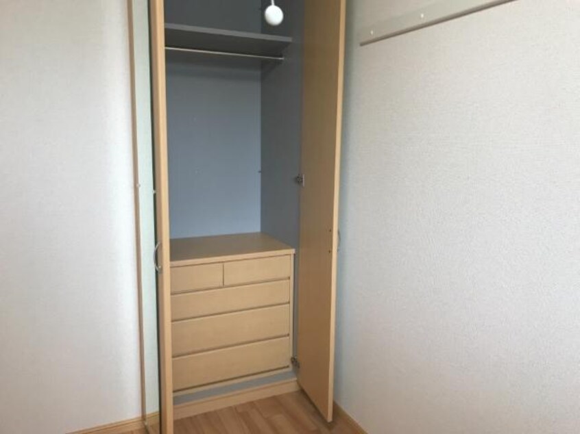 洋室収納 伯備線/清音駅 徒歩18分 2階 築18年