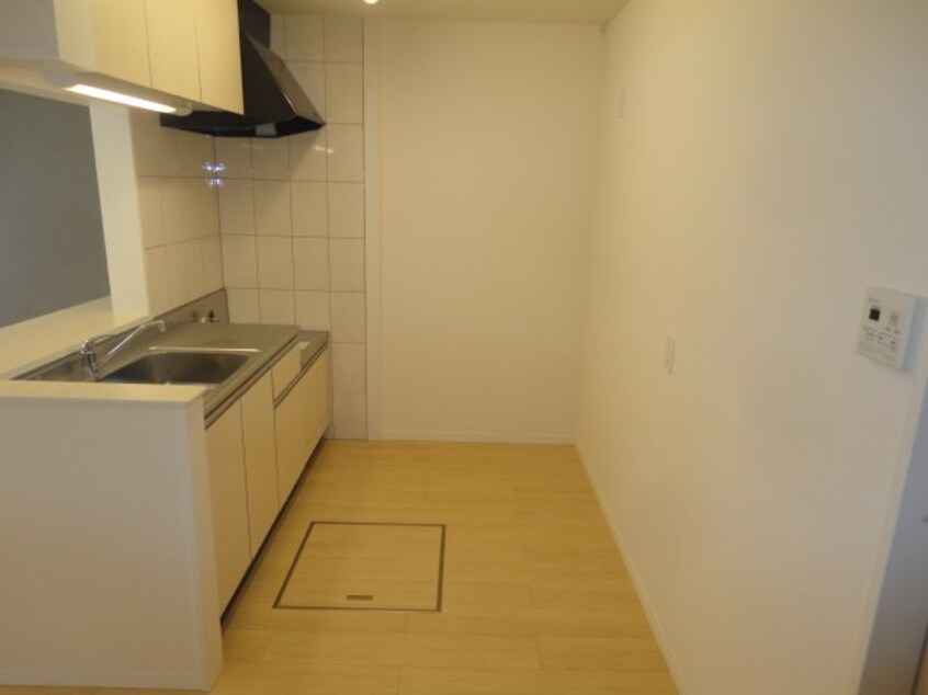 キッチンスペース 瀬戸大橋線/児島駅 徒歩12分 1階 築11年