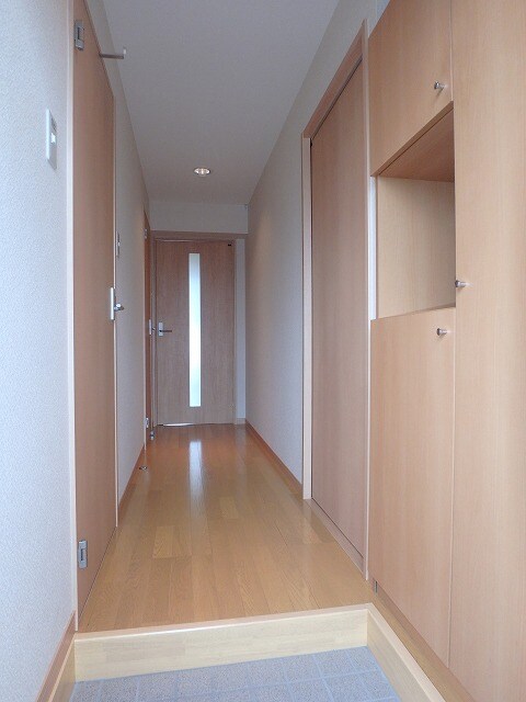  水島臨海鉄道水島本線/球場前駅 徒歩20分 3階 築10年